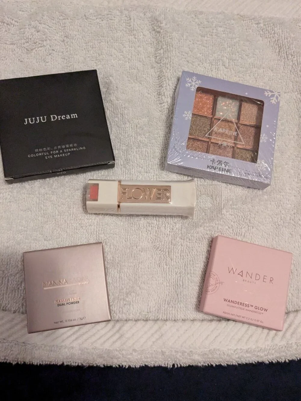 NIB bundle of 5 face products for face, eyes and lips